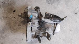 Gebruikte Versnellingsbak Renault Megane Break/Grandtour (KA) 1.6 16V RXE,RXT Prijs op aanvraag aangeboden door Autodemontage Joko B.V.