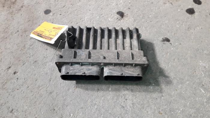 Gebruikte Koeling Module Opel Zafira (F75) 1.8 16V Prijs op aanvraag aangeboden door Autodemontage Joko B.V.