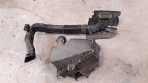 Gebruikte Luchtfilterhuis Ford Galaxy (WA6) 2.0 TDCi 16V 140 Prijs op aanvraag aangeboden door Autodemontage Joko B.V.