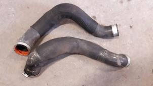 Gebruikte Intercooler Slang Chrysler 300 C 3.0 CRD V6 24V Prijs op aanvraag aangeboden door Autodemontage Joko B.V.