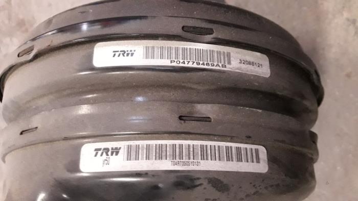 Gebruikte Rembooster Chrysler 300 C 3.0 CRD V6 24V Prijs op aanvraag aangeboden door Autodemontage Joko B.V.