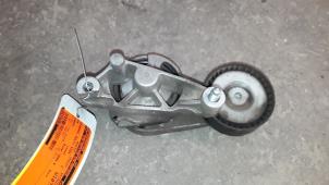 Gebruikte Spanrol Multiriem Volkswagen Caddy III (2KA,2KH,2CA,2CH) 2.0 SDI Prijs op aanvraag aangeboden door Autodemontage Joko B.V.