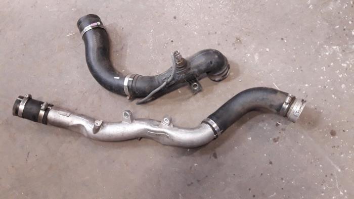 Gebruikte Intercooler Slang Toyota Verso 2.0 16V D-4D-F Prijs op aanvraag aangeboden door Autodemontage Joko B.V.