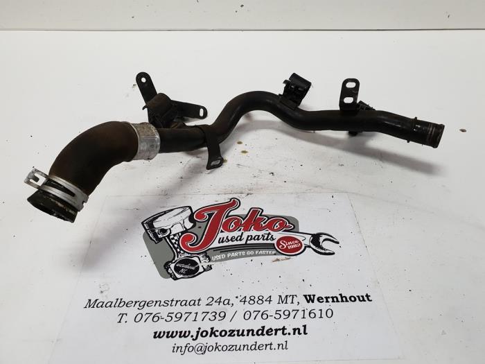 Gebruikte Waterpijp Peugeot 206 (2A/C/H/J/S) 1.4 XR,XS,XT,Gentry Prijs op aanvraag aangeboden door Autodemontage Joko B.V.