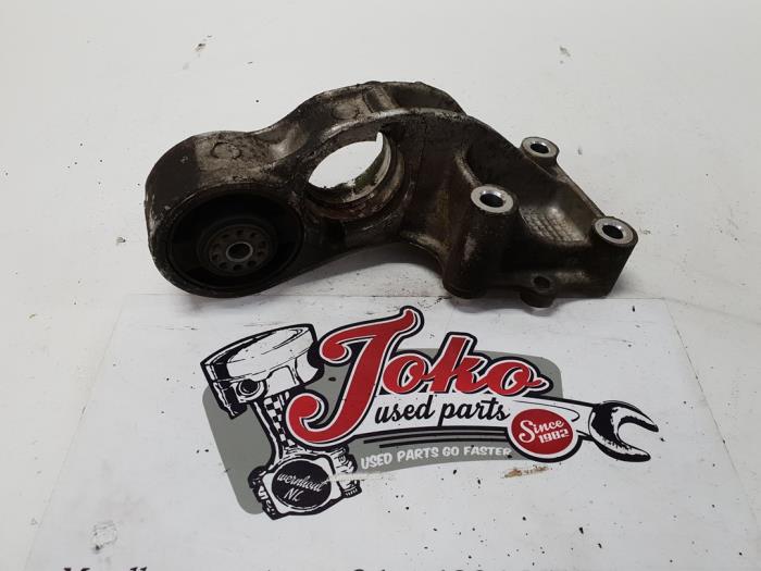 Gebruikte Motorsteun Peugeot 206 (2A/C/H/J/S) 1.4 XR,XS,XT,Gentry Prijs op aanvraag aangeboden door Autodemontage Joko B.V.