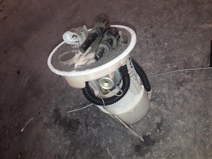 Gebruikte Tank element Pomp Renault Scénic I (JA) 1.6 16V Prijs op aanvraag aangeboden door Autodemontage Joko B.V.