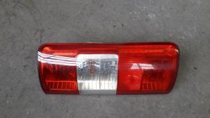 Gebruikte Achterlicht rechts Ford Transit Connect 1.8 TDCi 90 Prijs op aanvraag aangeboden door Autodemontage Joko B.V.