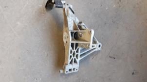 Gebruikte Aircopomp Steun Ford Ka II 1.2 Prijs op aanvraag aangeboden door Autodemontage Joko B.V.