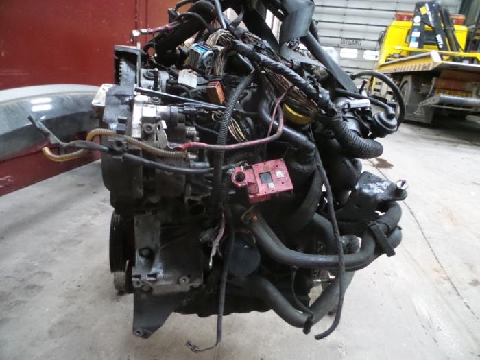 Gebruikte Motor Renault Megane II Grandtour (KM) 1.9 dCi 115 Prijs op aanvraag aangeboden door Autodemontage Joko B.V.