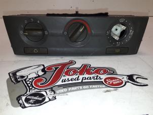 Gebruikte Chaufage Bedieningspaneel Volvo S40/V40 Prijs op aanvraag aangeboden door Autodemontage Joko B.V.