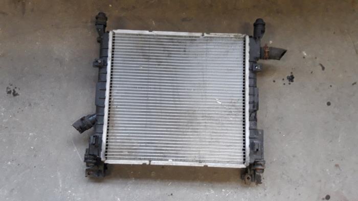 Gebruikte Radiateur Ford Ka I 1.3i Prijs op aanvraag aangeboden door Autodemontage Joko B.V.