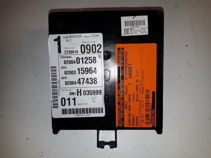 Computer Body Control van een Renault Espace (JK) 2.2 dCi 16V 2004