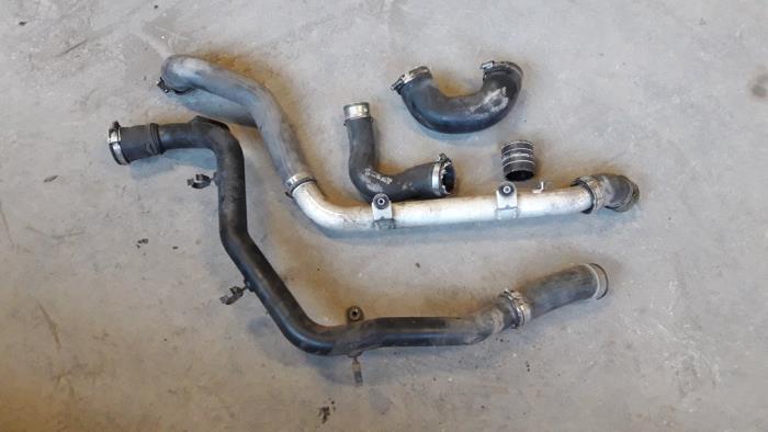 Gebruikte Intercooler Buis Audi Q7 (4LB) 3.0 TDI V6 24V Prijs op aanvraag aangeboden door Autodemontage Joko B.V.