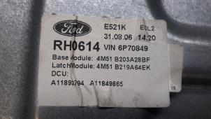 Gebruikte Raammechaniek 2Deurs rechts-voor Ford Focus 2 1.8 TDCi 16V Prijs op aanvraag aangeboden door Autodemontage Joko B.V.