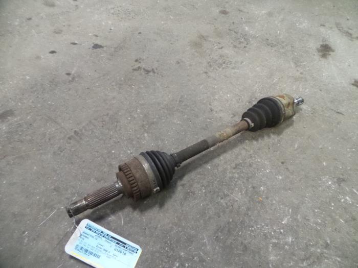 Gebruikte Steekas links-voor Hyundai Atos 1.1 12V Prijs op aanvraag aangeboden door Autodemontage Joko B.V.