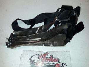 Gebruikte Veiligheidsgordel midden-achter Ford Transit Prijs op aanvraag aangeboden door Autodemontage Joko B.V.