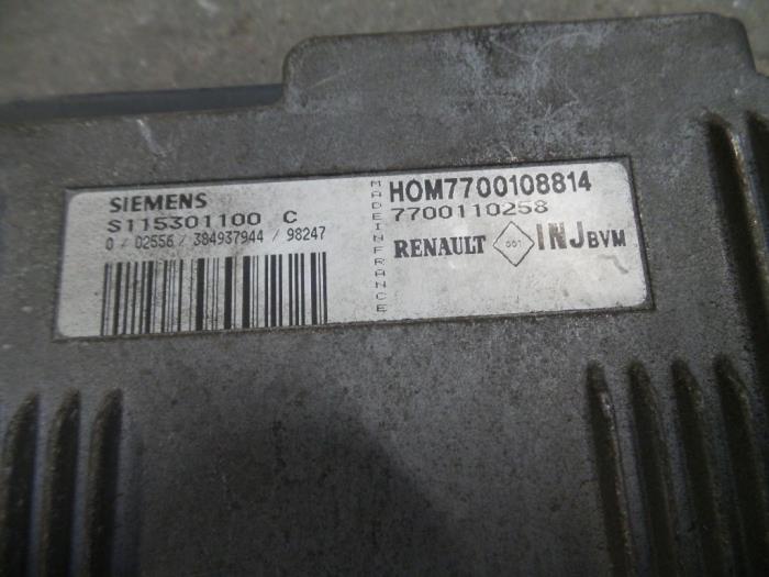 Computer Motormanagement van een Renault Clio II (BB/CB) 1.4 1998