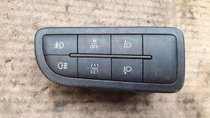 Gebruikte Schakelaar Fiat Tipo (356H/357H) 1.6 JTD Multijet II 16V Prijs op aanvraag aangeboden door Autodemontage Joko B.V.