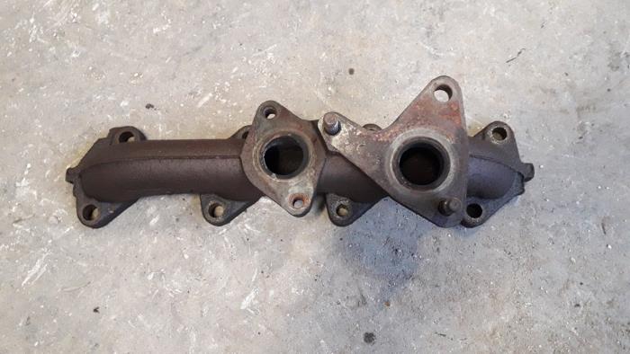 Gebruikte Uitlaatspruitstuk Renault Kangoo Express (FW) 1.5 dCi 75 Prijs op aanvraag aangeboden door Autodemontage Joko B.V.