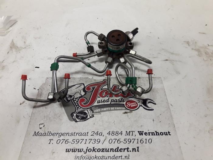 Gebruikte Injector brug Renault Kangoo Express (FC) 1.5 dCi 60 Prijs op aanvraag aangeboden door Autodemontage Joko B.V.