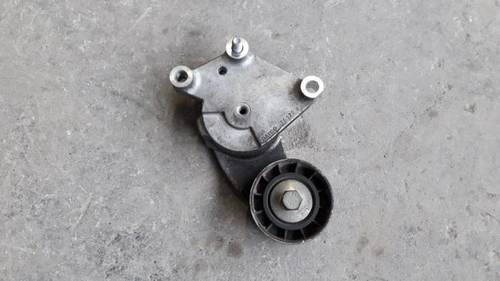 Gebruikte Spanrol Multiriem Ford Focus 3 1.6 TDCi 95 Prijs op aanvraag aangeboden door Autodemontage Joko B.V.