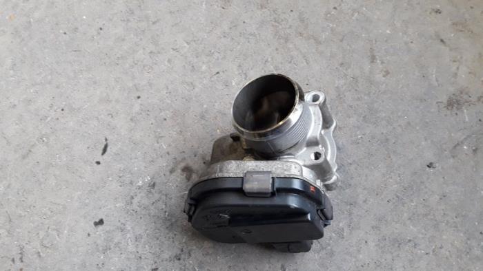 Gebruikte Gasklephuis Ford Focus 3 1.6 TDCi 95 Prijs op aanvraag aangeboden door Autodemontage Joko B.V.