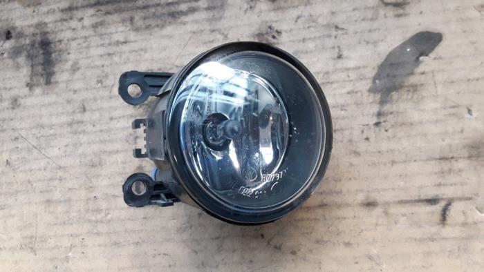 Verstraler links van een Ford Transit Custom 2.0 TDCi 16V Eco Blue 130 2017