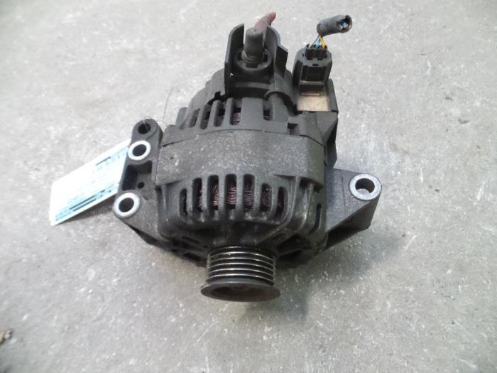 Gebruikte Dynamo Ford Ka I 1.6i SportKa Prijs op aanvraag aangeboden door Autodemontage Joko B.V.