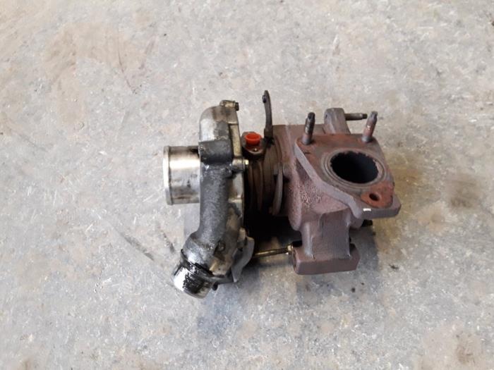 Gebruikte Turbo Opel Vivaro 2.0 CDTI Prijs op aanvraag aangeboden door Autodemontage Joko B.V.