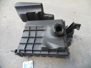 Gebruikte Luchtfilterhuis Ford Ka I 1.6i SportKa Prijs op aanvraag aangeboden door Autodemontage Joko B.V.