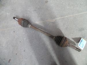 Gebruikte Steekas links-voor Ford Transit 2.0 TDdi 16V Prijs op aanvraag aangeboden door Autodemontage Joko B.V.