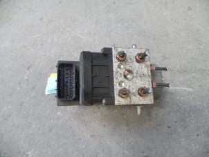 Gebruikte ABS Pomp Ford Transit 2.0 TDdi 16V Prijs op aanvraag aangeboden door Autodemontage Joko B.V.