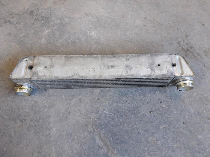 Gebruikte Intercooler BMW 5 serie Touring (E61) 525d 24V Prijs op aanvraag aangeboden door Autodemontage Joko B.V.