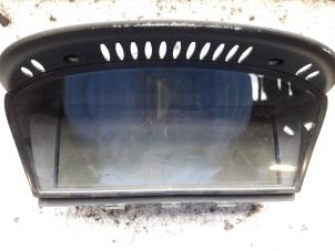 Gebruikte Display Interieur BMW 5 serie Touring (E61) 525d 24V Prijs op aanvraag aangeboden door Autodemontage Joko B.V.