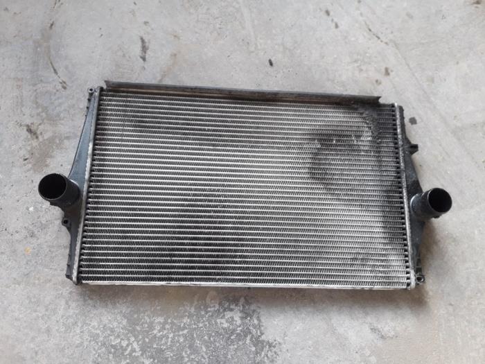 Gebruikte Intercooler Volvo S80 (TR/TS) 2.5 D Prijs op aanvraag aangeboden door Autodemontage Joko B.V.