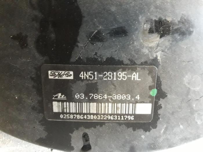 Gebruikte Rembekrachtiger Volvo S40 (MS) 1.6 D 16V Prijs op aanvraag aangeboden door Autodemontage Joko B.V.