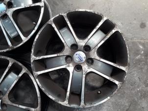 Gebruikte Velg Volvo S40 (MS) 1.6 D 16V Prijs op aanvraag aangeboden door Autodemontage Joko B.V.