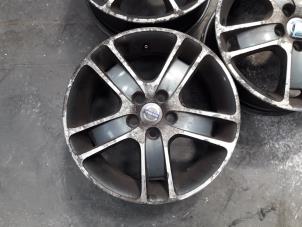 Gebruikte Velg Volvo S40 (MS) 1.6 D 16V Prijs op aanvraag aangeboden door Autodemontage Joko B.V.