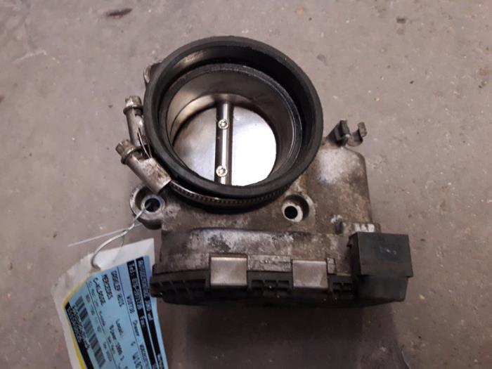 Gebruikte Gasklephuis Mercedes C Combi (S202) 1.8 C180T 16V Prijs op aanvraag aangeboden door Autodemontage Joko B.V.