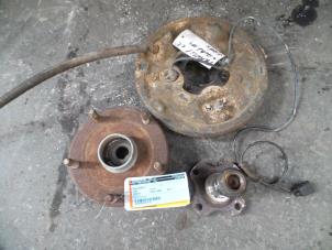 Gebruikte Wiellager achter Ford Transit Prijs op aanvraag aangeboden door Autodemontage Joko B.V.