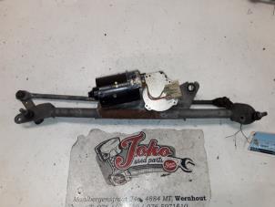 Gebruikte Ruitenwis Mechaniek Peugeot 106 II 1.1 XN,XR,XT,Accent Prijs op aanvraag aangeboden door Autodemontage Joko B.V.