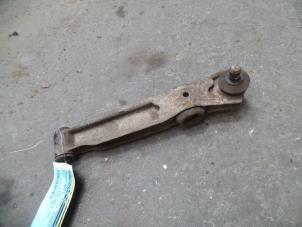 Gebruikte Draagarm onder rechts-voor Chevrolet Matiz 0.8 S,SE Prijs op aanvraag aangeboden door Autodemontage Joko B.V.