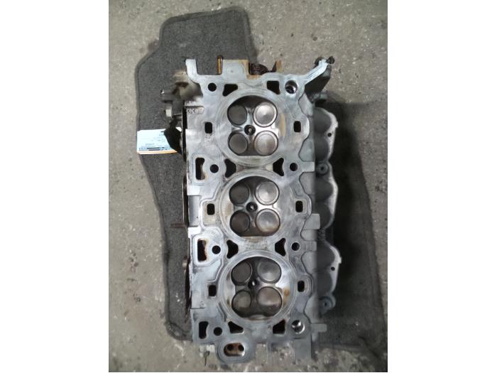 Gebruikte Cilinderkop Ford Mondeo III 2.5 V6 24V Prijs op aanvraag aangeboden door Autodemontage Joko B.V.