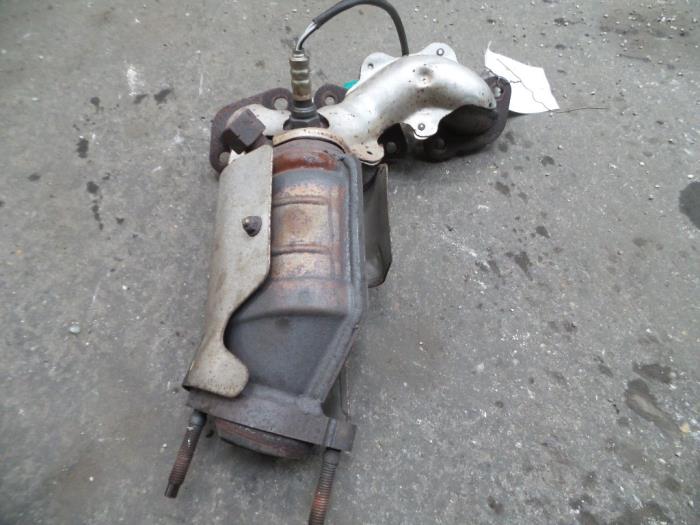 Gebruikte Katalysator Ford Mondeo III 2.5 V6 24V Prijs op aanvraag aangeboden door Autodemontage Joko B.V.