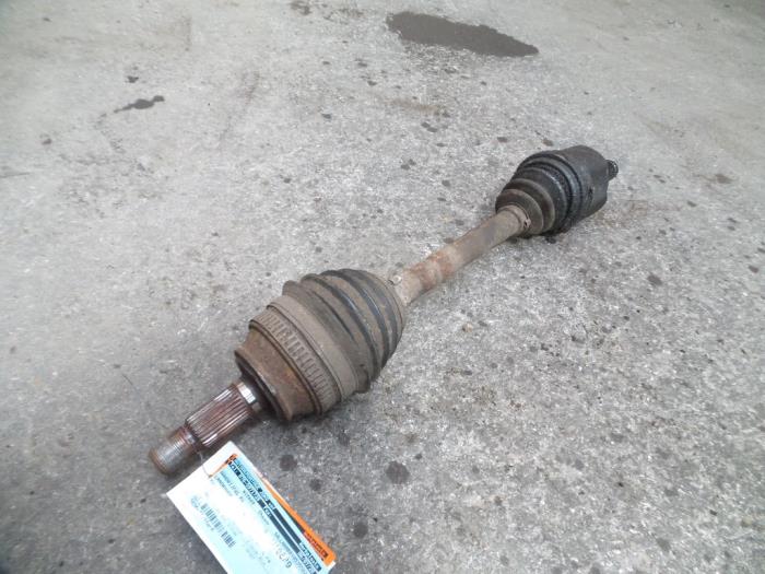 Gebruikte Steekas rechts-voor Landrover Freelander Hard Top 2.0 di Prijs op aanvraag aangeboden door Autodemontage Joko B.V.