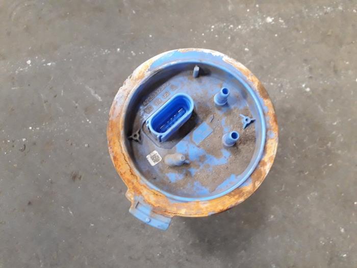 Gebruikte Tank element Pomp Volkswagen Passat Variant (3C5) 1.4 TSI 16V EcoFuel Prijs op aanvraag aangeboden door Autodemontage Joko B.V.