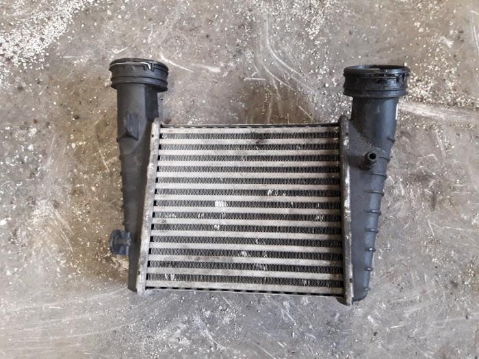 Gebruikte Intercooler Volkswagen Passat Variant (3B6) 1.9 TDI 130 Prijs op aanvraag aangeboden door Autodemontage Joko B.V.