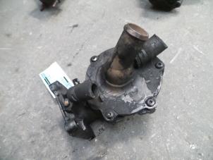 Gebruikte Waterpomp Ford Mondeo III Wagon 2.0 TDCi 130 16V Prijs op aanvraag aangeboden door Autodemontage Joko B.V.