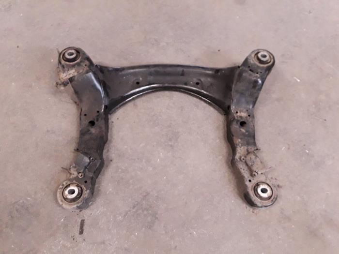 Subframe van een Audi A6 (C6) 2.0 TDI 16V 2006