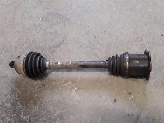 Gebruikte Steekas links-voor Audi A6 (C6) 2.0 TDI 16V Prijs op aanvraag aangeboden door Autodemontage Joko B.V.